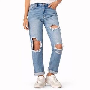 American Eagle Women's Straight Leg Light Wash Distressed Jeans Size 4